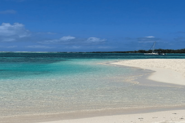 Bateau rapide privé des 3 îles avec déjeuner et plongée avec masque et tuba sur les tortues de mer