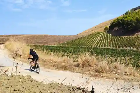 Castellammare del Golfo: E-Bike Tour to Segesta Temple