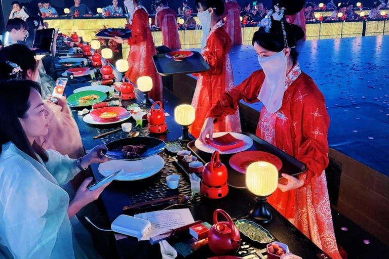 Kunming Jueyan: Immersive Ancient Palace Banquet with Show Costume + Makeup + 4 Retouched Shots + Raw Files (No Meals)