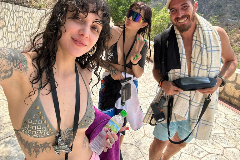 Depuis Mexico : sources chaudes et bains thermaux dans les grottes de TolantongoAu départ de Mexico : sources chaudes et bains thermaux dans les grottes de Tolantongo