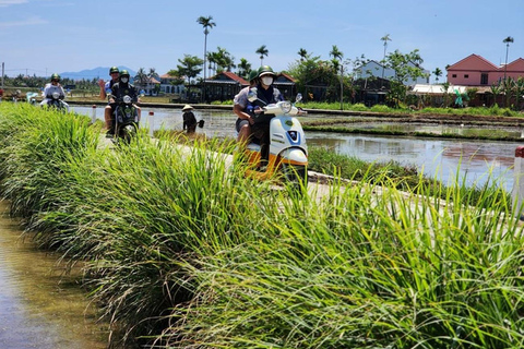 Hoi An: Vespa Tour with Basket Boat Ride and Lunch
