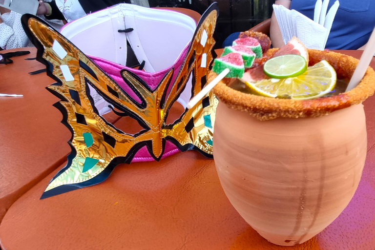 CDMX : visite guidée sur le thème de la lutte libre, du mezcal, de la tequila et spectacle en directVisite de l'Arena México (disponible les mardis, vendredis et dimanches)