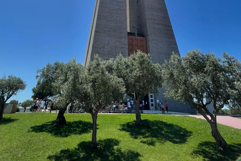 Lisbon City Tour HALF DAY 4h - VAN