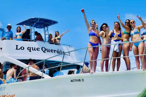 Punta Cana: Cayo Levantado & El Limón Waterfall Day Trip