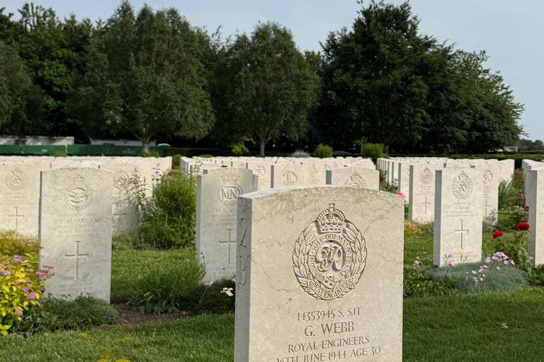 Paris: Normandy D-Day, Omaha Beach & American Cemetery Paris: Normandy D-Day Round-Trip Experience