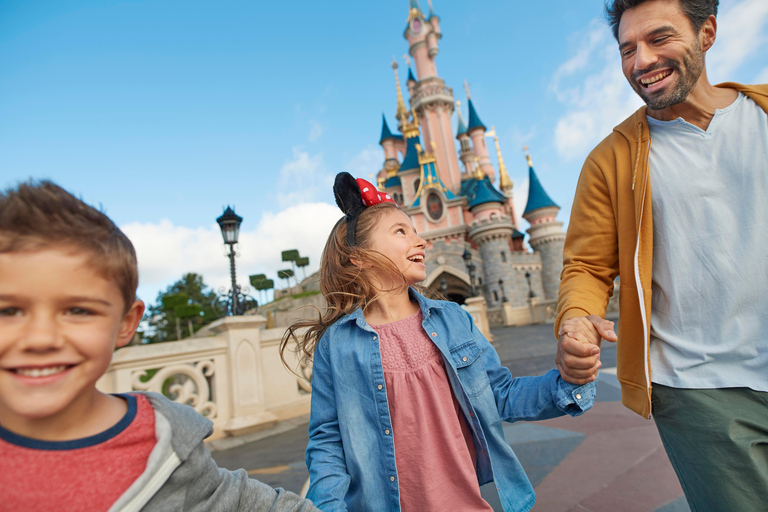 Paris: Disneyland® Tickets und Shuttle-TransportTreffpunkt Châtelet - Abfahrt um 8:55 Uhr - 2 Parks