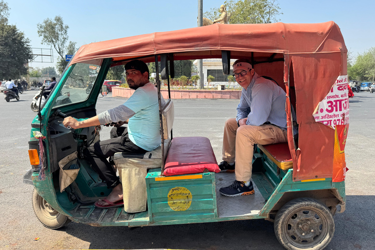 Taj Tuk tuk tour with skip the line