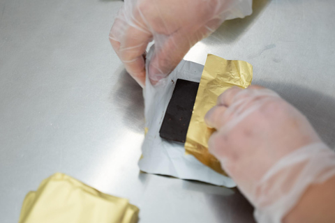 Chocolatier for a day: raw bean to bar chocolate in Modica