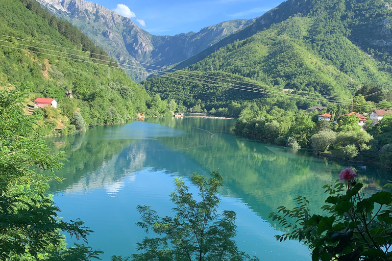 Bosnien Explorer Tour: Highlights von Mostar und Titos Bunker