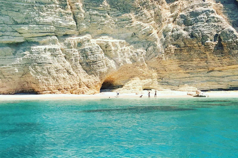 Explore Rina's Cave and Koufonisia Cruise From Naxos