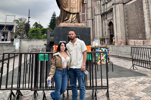 Le chemin sacré de la Vierge de Guadalupe : visite privée de la basilique.La Route Sacrée de la Vierge de Guadalupe : visite privée de la Basilique.