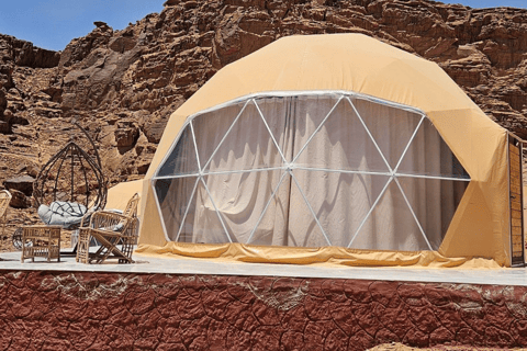 Wadi Rum: 6-Hour Jeep Tour with Bubble Tent Stay and 2 Meals
