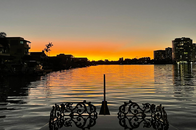 Gold Coast: Private Gondola Cruise for up to 5 people 1 hour Uncatered cruise + Soft drinks