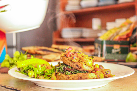 Johannesburg: Full-Day Shopping Tour with African Garments