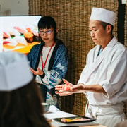 Tokyo: Tsukiji Fish Market Sushi Making Class with Pro Chef