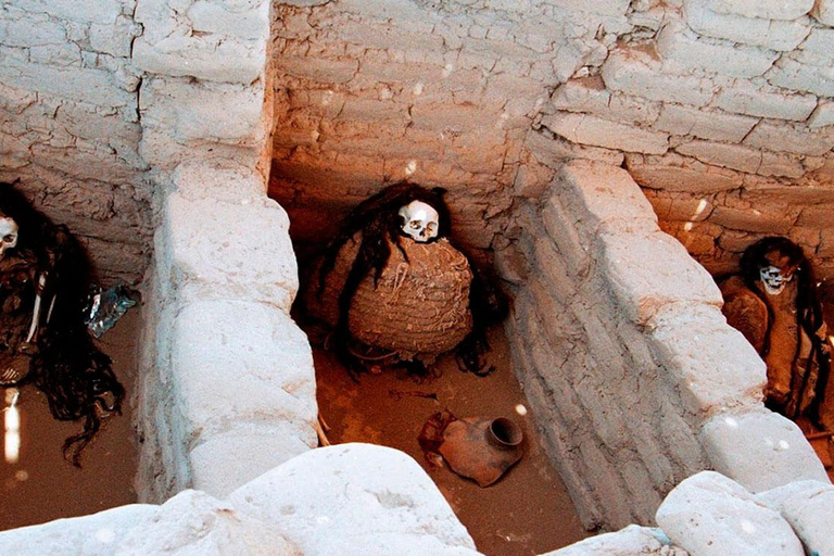 LIMA | Tour alle Linee di Nazca e al Cimitero di Chauchilla