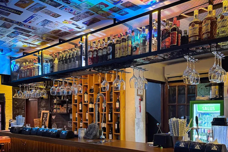 Colonia: The Golden Mile - 3 Bars, 3 Experiences