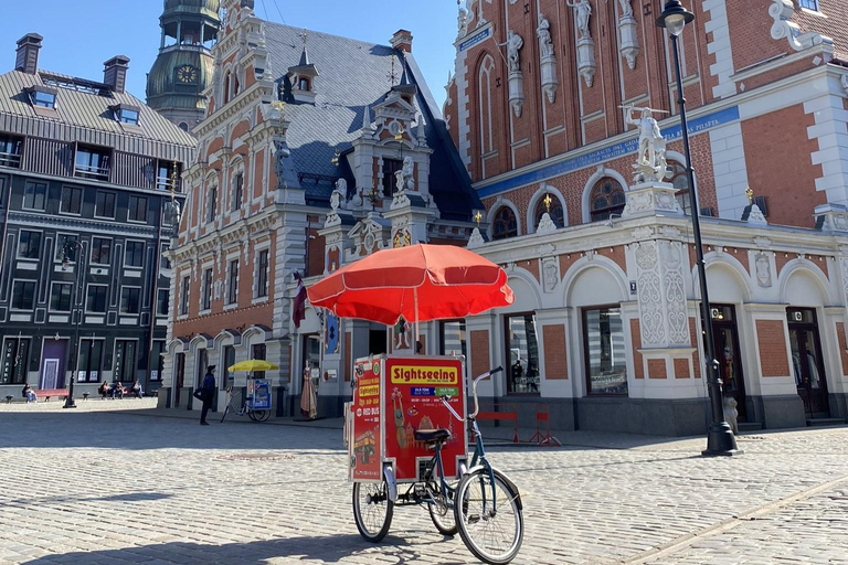 Riga Sightseeing: Red Bus Hop-On Hop-off "Grand Tour" Riga: 24h-Hop-on Hop-off Grand Bus Tour