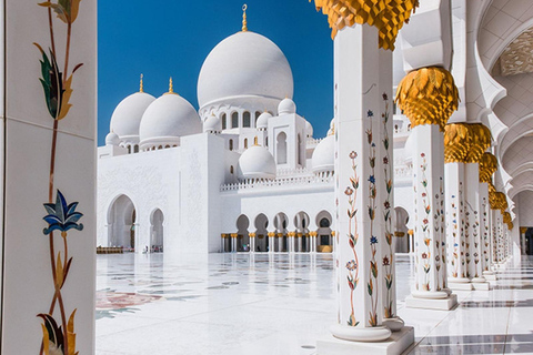 Private Abu Dhabi City Tour from Dubai & Sheikh Zayed Mosque This tour option includes a German-speaking tour guide