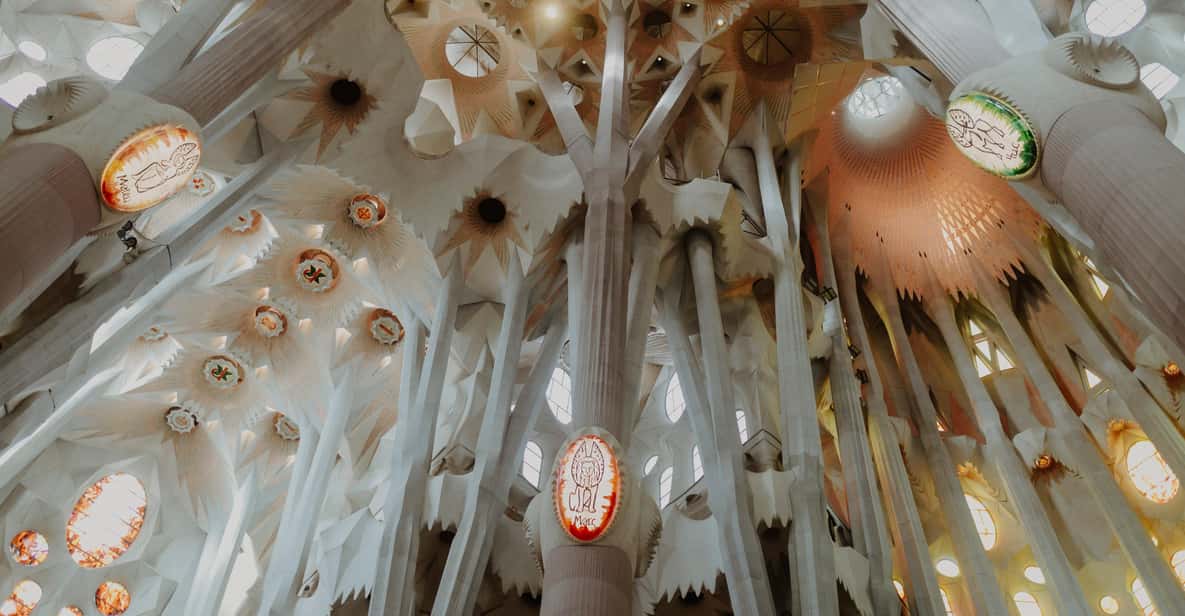 Afbeelding 5 van Barcelona: Sagrada Familia Fast Track Rondleiding
