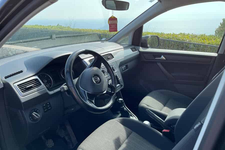 Sarajevo: Transfer zum/vom internationalen Flughafen Sarajevo. Foto: GetYourGuide