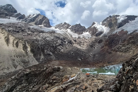Laguna Rocutuyoc and Honkopampa Ruins Private Service
