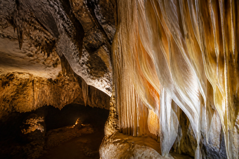 Guizhou: Zhijin Cave Entry Ticket & Sightseeing Shuttle Zhijin Cave: Admission + Shuttle + Safety Support