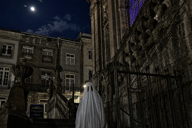 Dark Side of Porto: Ghosts, Crimes & Legends Walking Tour