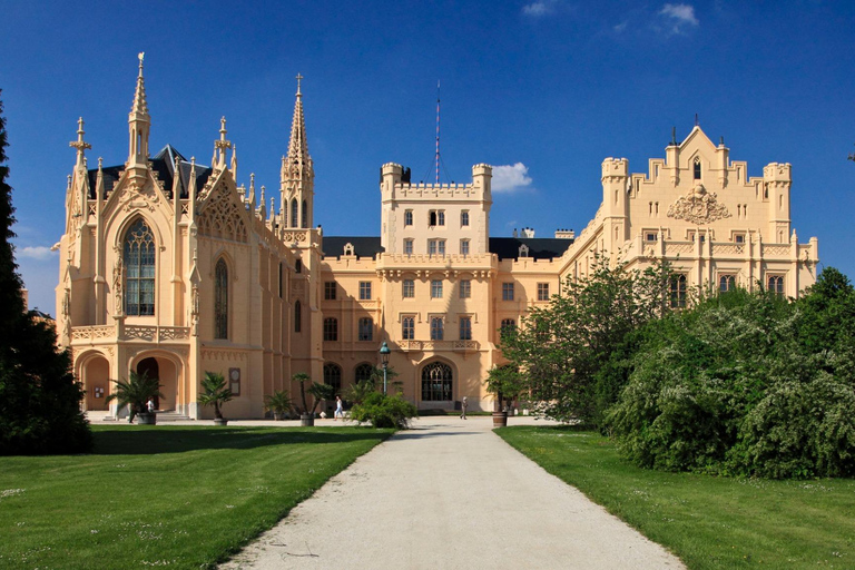 TOP of Moravia: Lednice Castle + boat tour (from Bratislava)