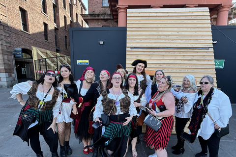 Liverpool: tour dei pub pirata e tour in barcaLiverpool: Giro dei pub pirata e tour in barca