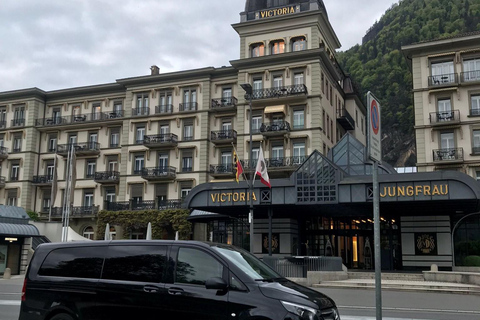 Visite privée en voiture de la capitale suisse, des châteaux et des lacs au départ de Lucerne