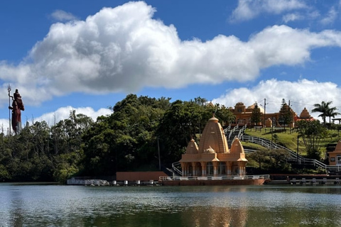 Mauritius: Discover Chamarel in Style and VIP Comfort. Discover Southwest Mauritius in VIP comfort