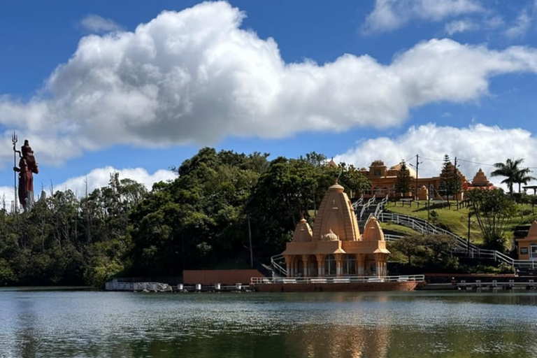 Mauritius: Discover Chamarel in Style and VIP Comfort. Discover Southwest Mauritius in VIP comfort