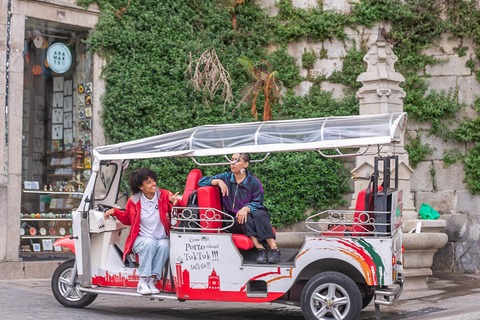 Porto: History and Incredible Views by Tuk TukPorto: Tuktuk Tours 1h