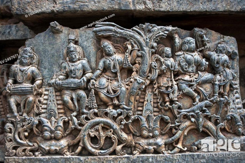 From Bengaluru: Private Tour Sravanbelgola, Belur &amp; HalebiduPrivate Day Tour from Bengaluru to Hassan