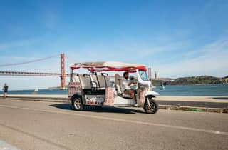 Lissabon: Private geführte Tuk-Tuk Tour mit Abholung vom Hotel