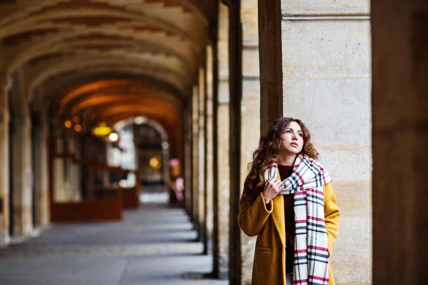 Paris: Louvre Photo Shoot - Standard (20 photos)