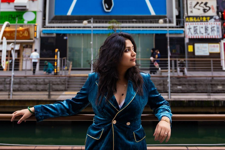 Private Daytime Photoshoot Experience in Osaka (Dotombori) Private Daytime Photoshoot Experience in Osaka (4 hrs)