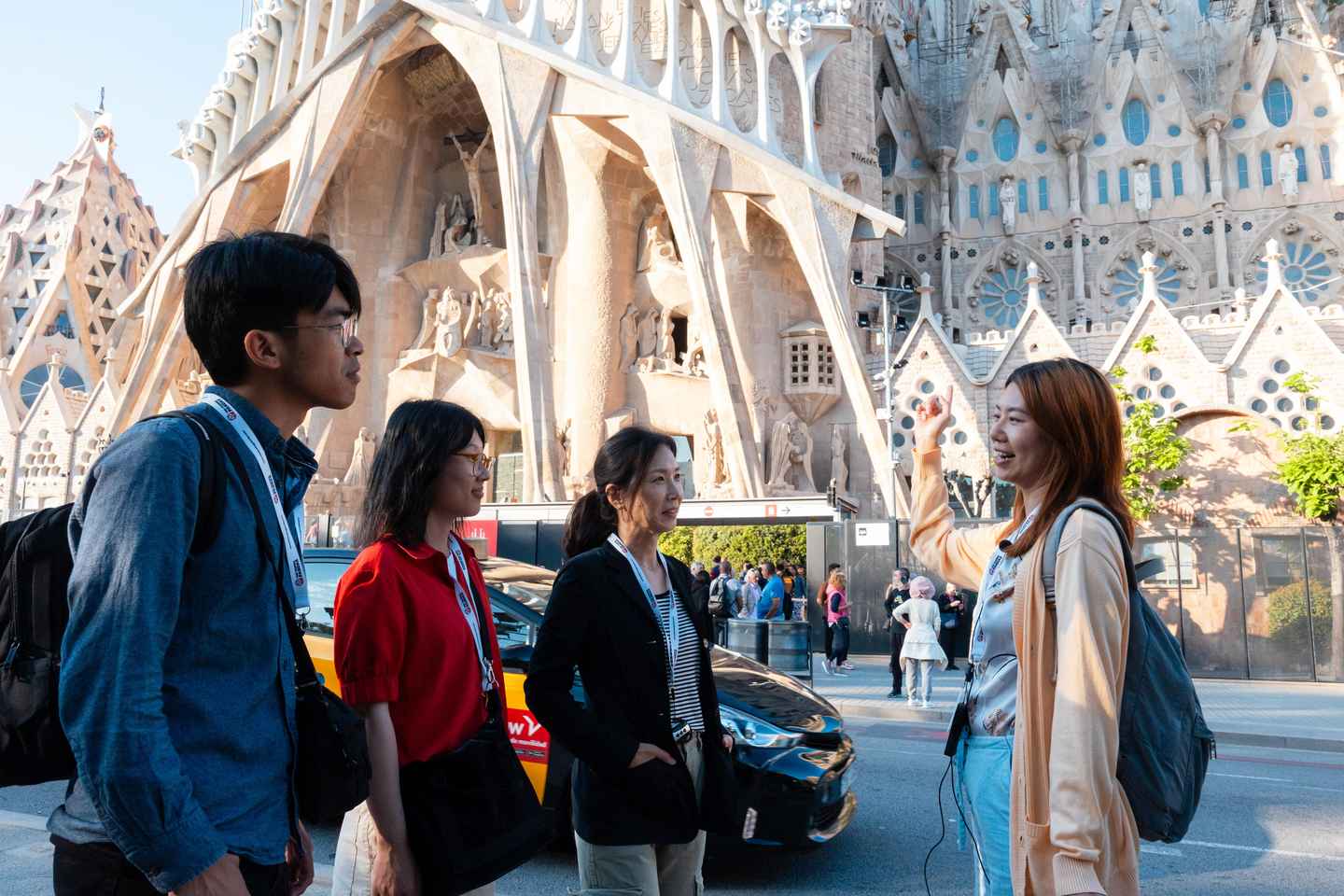 Sagrada Familia Tour with Express Entry and Local Guide