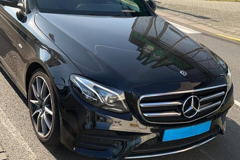 Private Transfer: Amsterdam Airport to The Hague (Den Haag)