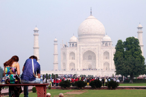 Classic Golden Triangle Tour: Delhi, Agra & Jaipur in 3 Days Private Tour with 5-Star Hotel, Guide & AC Car