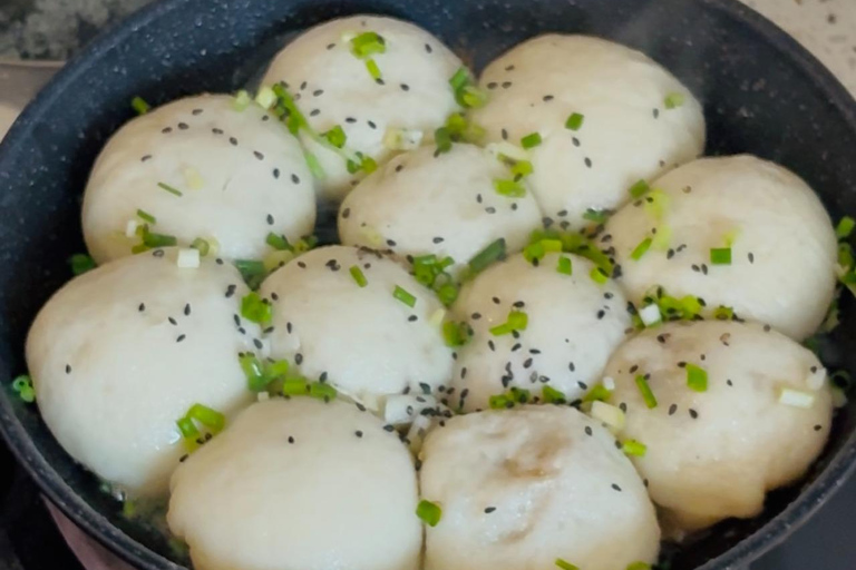 Shanghai: Pan-Fried Bun Cooking Class with Chef Another Chinese cuisine Cooking Class with Chef