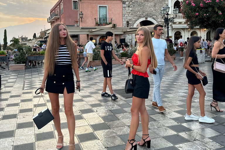 Taormina: Instagram tour with food, drink and sunset, Pick-Up from Catania