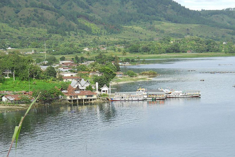 Medan: Discover the Best of Sumatra Day Trip! Medan: Lake Toba Tour