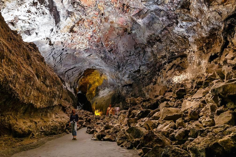 Guided Tour of La Cueva de Los Verdes before It Opens Guided tour of La Cueva de Los Verdes before it opens