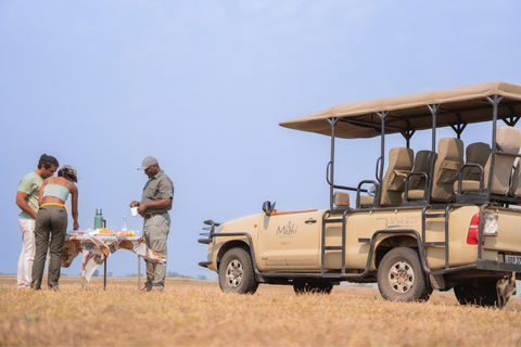 Livingstone : Safari, safari en voiture et promenade à la rencontre des rhinocéros