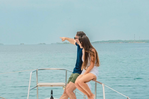 Mauritius: Catamaran Cruise with BBQ, Snorkeling, & Pickup
