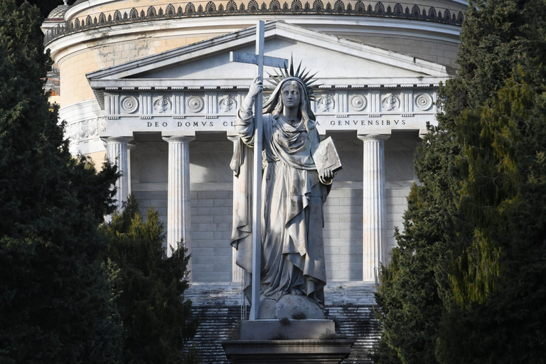 Genoa Burial & Street Art Tour Tour in Italian