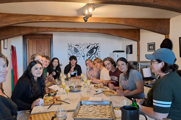 Valparaíso: Chilean Cooking Class with Market Tour