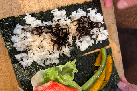 Kanazawa: Japanese Rice Sandwich Making with Local Aunties 2026 Autumn
